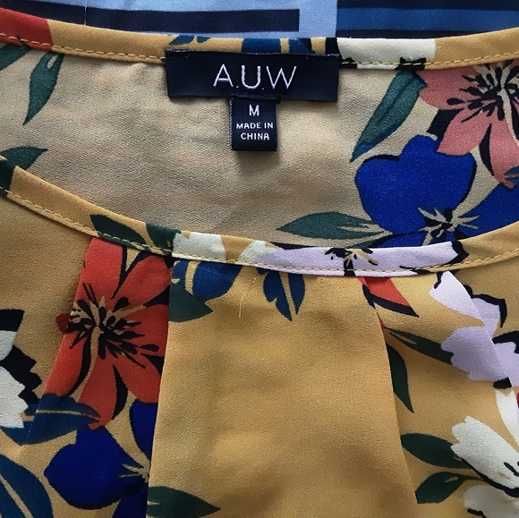 Casual woman blouse, short sleeves, 100 % Polyester - Picture 3 of 4